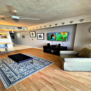 https://ocean-walk-resort-3-bedroom-1004.thedaytonabeachhotels.com