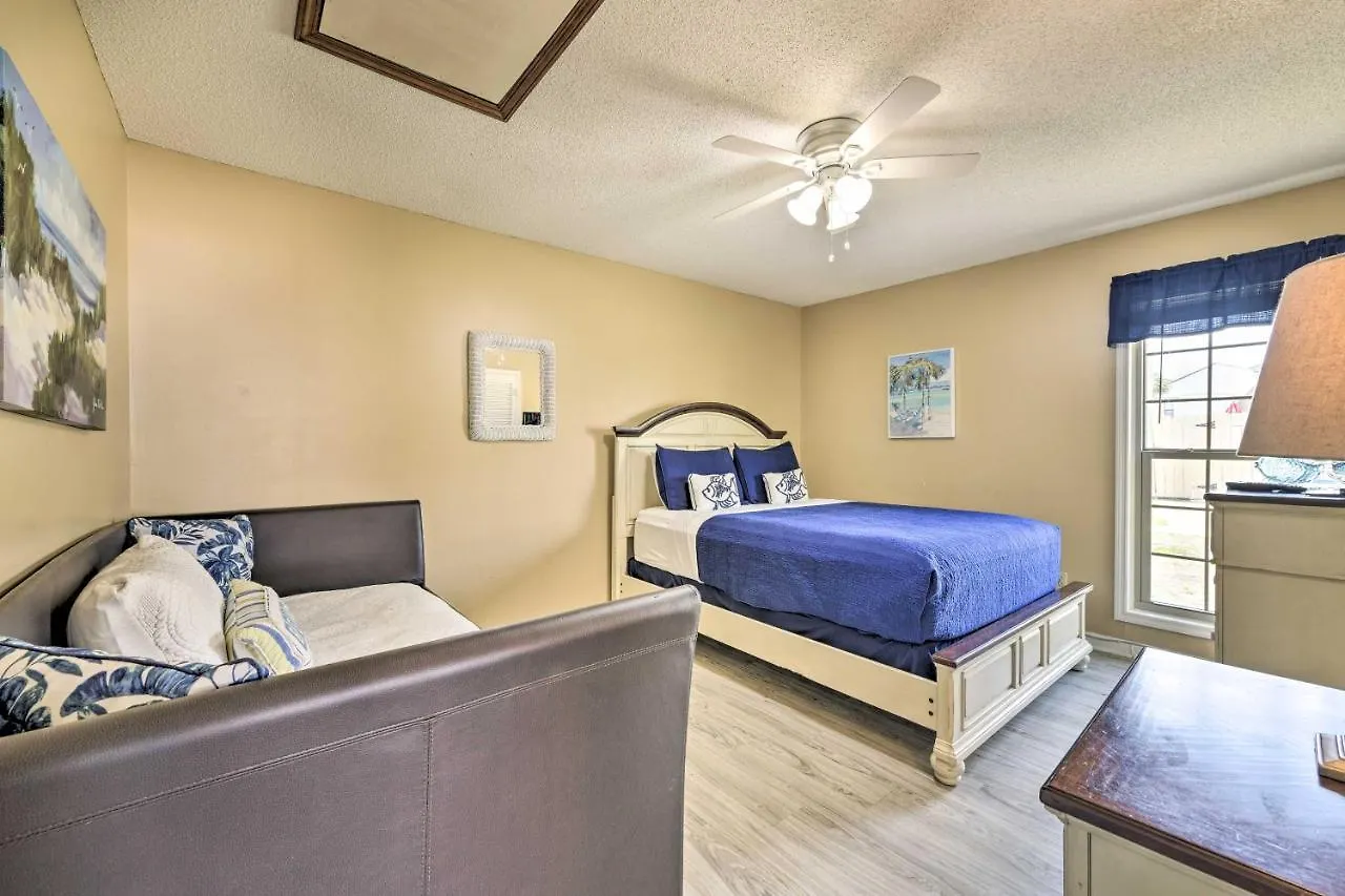 Panama City Beach Condo With Patio And Pool Access! Appartamento