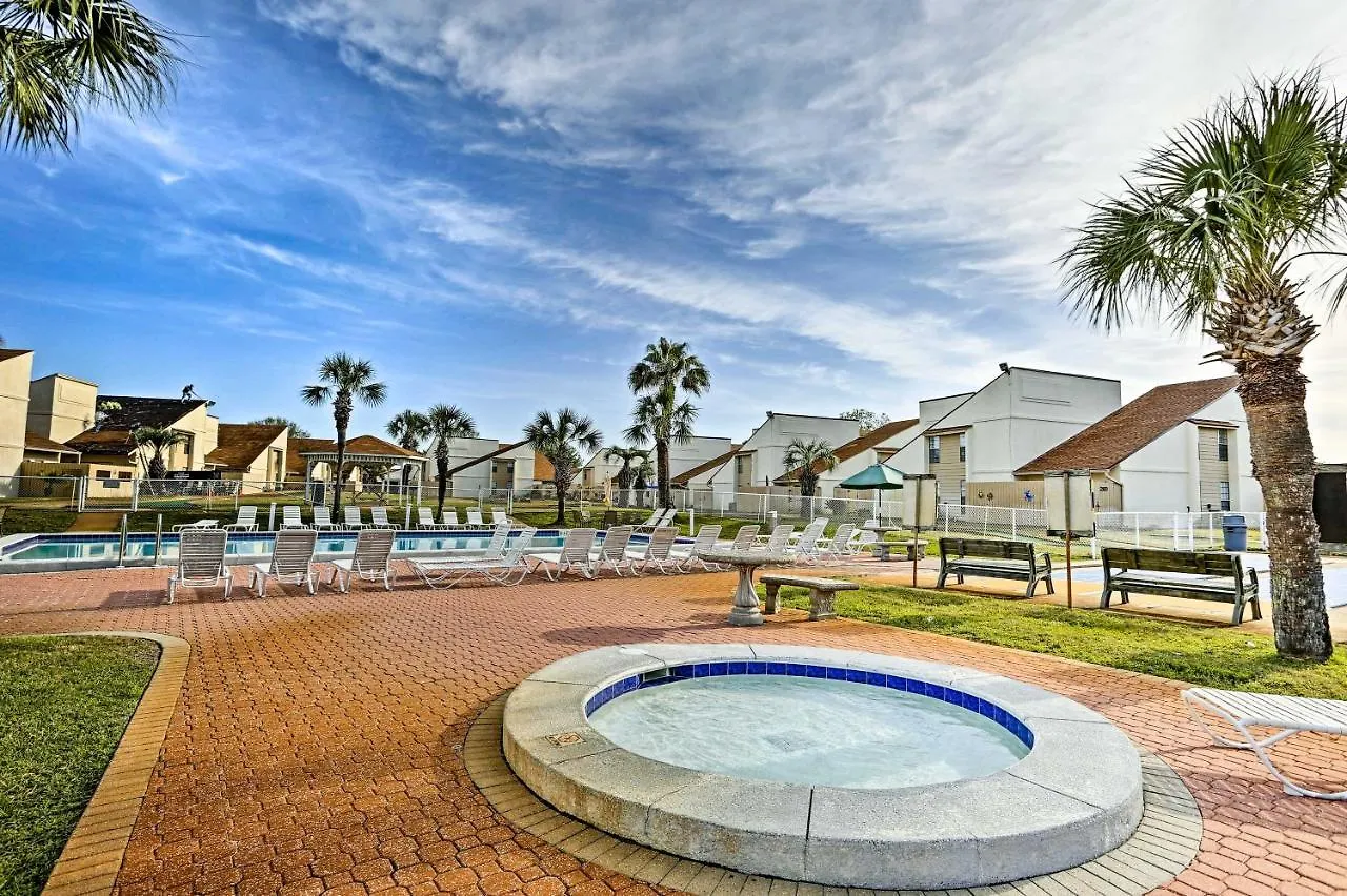 Panama City Beach Condo With Patio And Pool Access! Panama City Beach